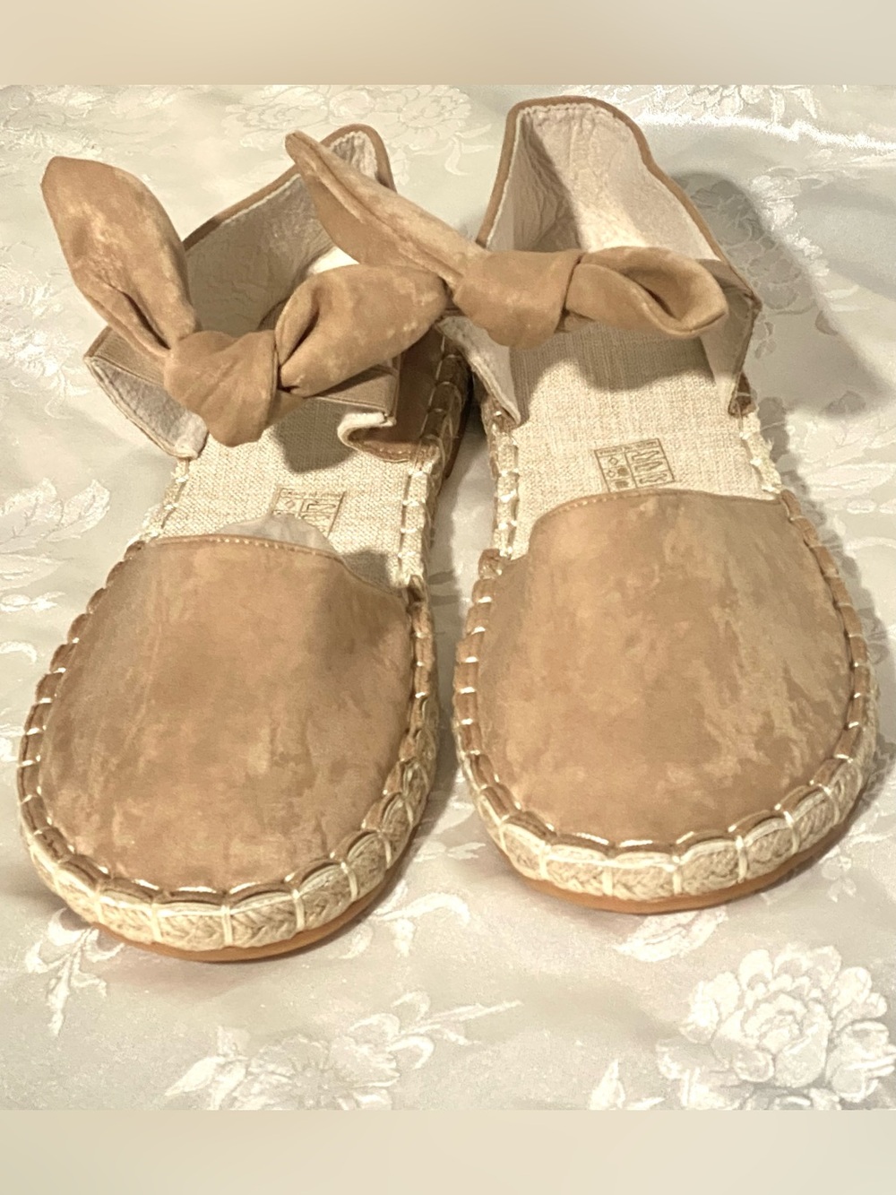 Women’s Nude Bow Espadrille Flats Slip On Shoes Size 8.5-9.0